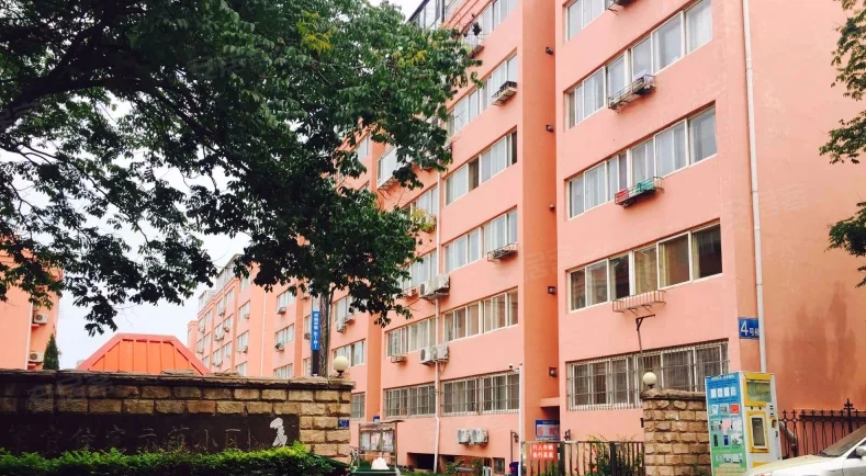 軍官住宅小區(qū)