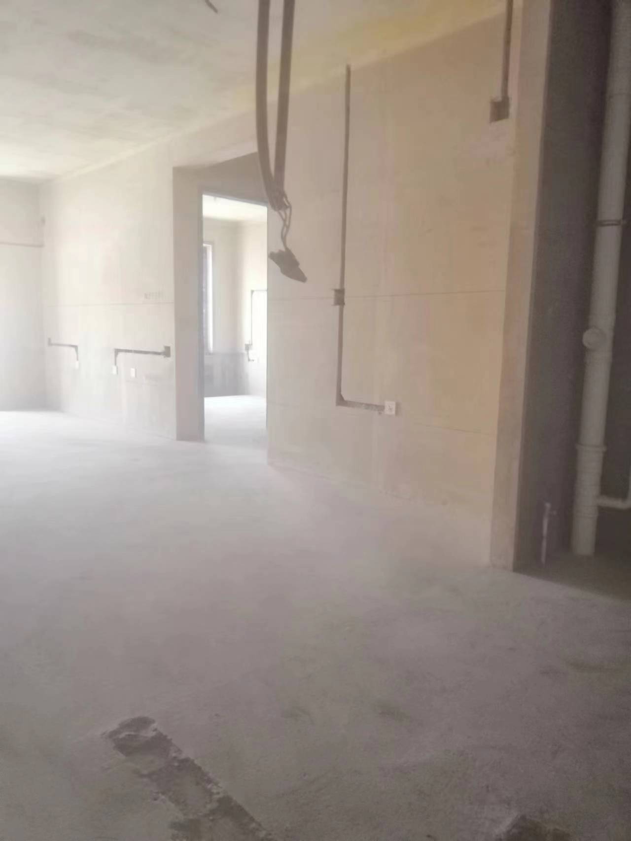 楓葉蔚瀾半島在施工地