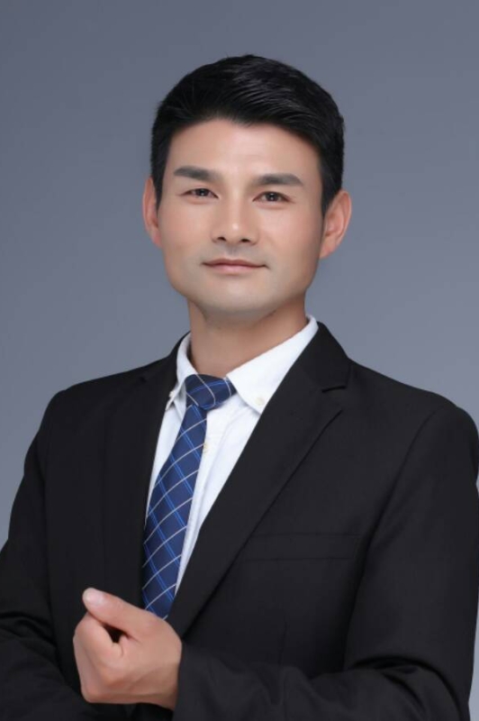 項目經(jīng)理楊振平